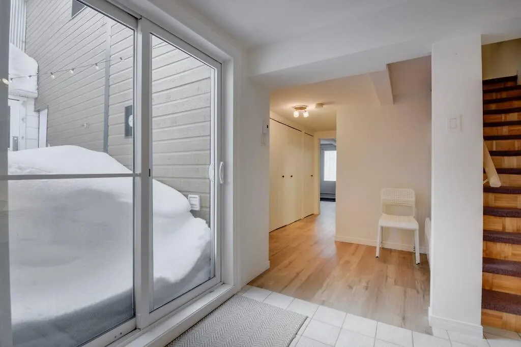 Charming Century-Old House In City Center Québec Ferienhaus