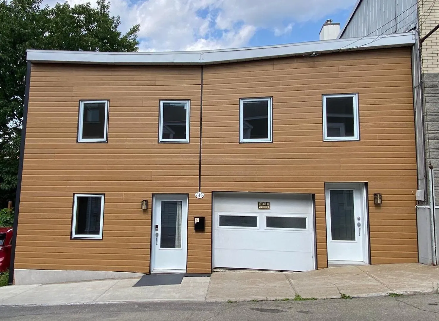 Charming Century-Old House In City Center Québec